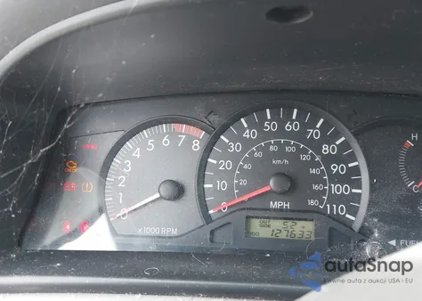 2008 Toyota Corolla Ce z USA, uszkodzony, nr VIN 2T1BR32E68C886707